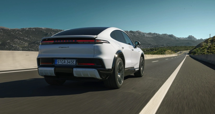 Porsche Cayenne Turbo Coupé Electric (MY26)