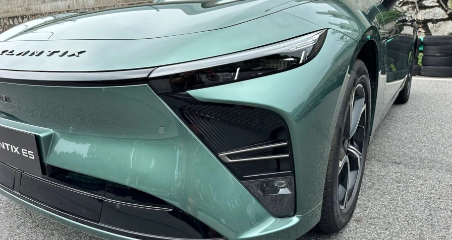 Exlantix ES 100kWh AWD