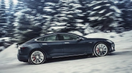 Tesla Model S 85D