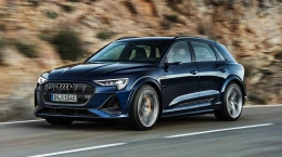 Audi e-tron S