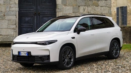 Leapmotor C10