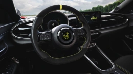Abarth 600e: Italiensk skorpiongift i et norsk regneark
