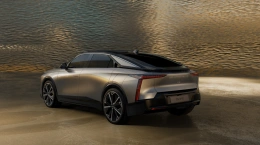 DS Automobiles N°8 FWD Long Range