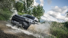 Toyota Hilux Electric: arbeidshesten har blitt elektrisk – men ikke for alle