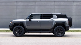 GMC Hummer EV SUV 3x