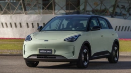 Geely EX2