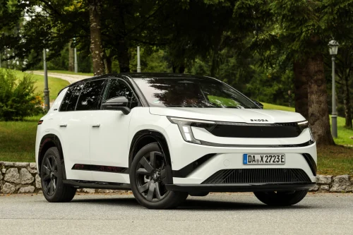 Nye Škoda Peaq: syv seter, 633 km rekkevidde og 2.000 kg hengervekt