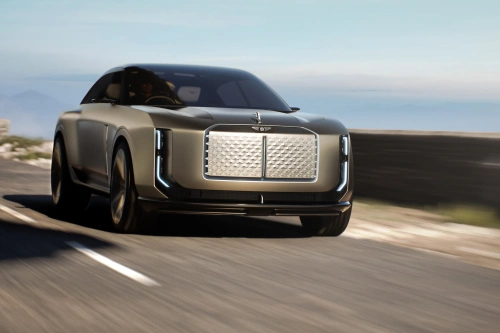 Bentleys første elbil blir en «urban luksus-SUV» – lanseres i 2026