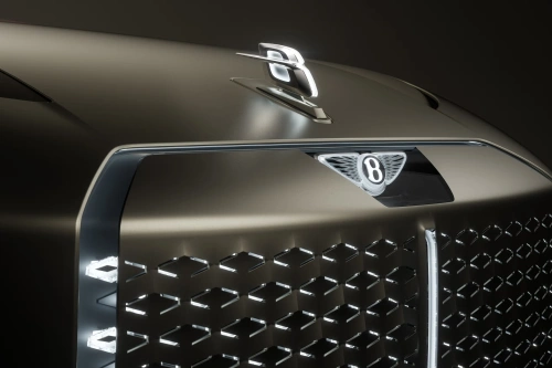 Bentleys første elbil kommer i 2027 – men veien til en helelektrisk modellrekke er lagt på is