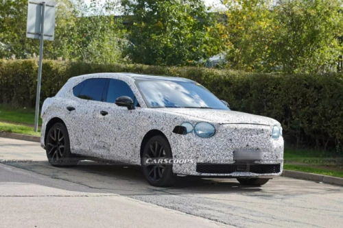Første helelektriske Bentley sett i testing – serie­karosseri avslører «urban SUV» under fem meter