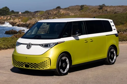 VW ID. Buzz Cargo får større batteri og V2L i Storbritannia