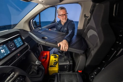 Stellantis avduker Smart Compact Van – ny elektrisk varebil for trange budsjetter og trange gater