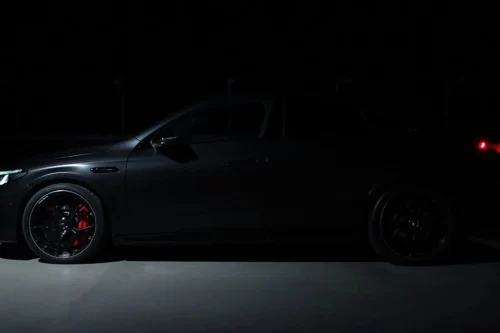 Mercedes-AMG teaser elektrisk CLA foran Goodwood-avsløring