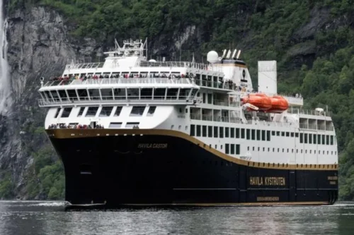 Sommerfellen du lett kan gå i: Elbiler stoppes på ferjer i deler av Europa