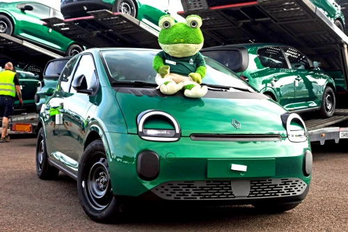 Renault sendte 100 Twingo-er til Storbritannia – bare for å se på