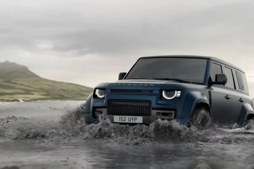 JLR utsetter elektrisk Defender med to år