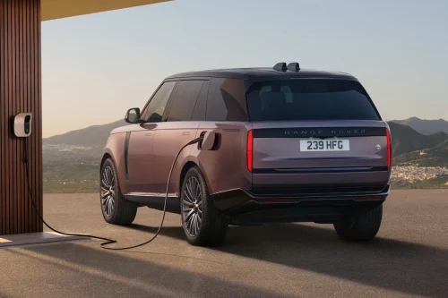 76.000 på venteliste: Range Rover Electric er åpen for bestilling