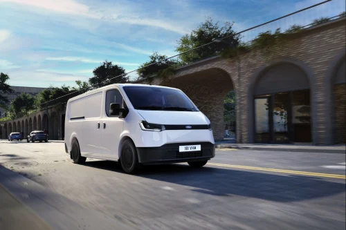 Ford sender første 1000 Kina-bygde Transit City til Europa før nyttår