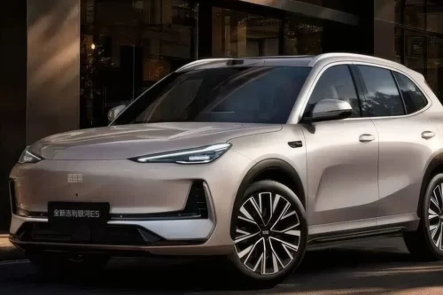 Geely E5 får 800-volts arkitektur og 329 hk i stor kinesisk oppgradering