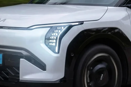 Kia EV5 tilbakekalles for løse bakseteskruer