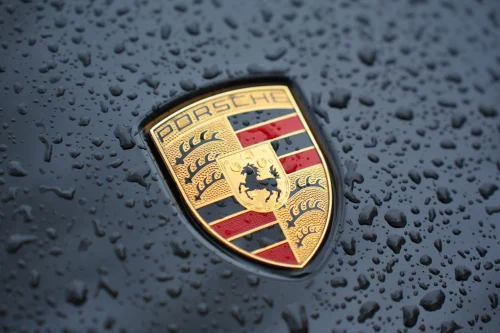 Porsche varsler lavere elbilandel i modellprogrammet mot 2030