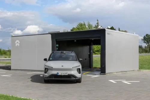 Nio åpner ny batteribyttestasjon i Europa etter over ett års pause