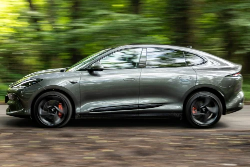 MG IM6 lanseres i Europa: 800 volt, 553 kW og pris fra 56.990 euro