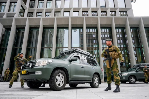 Kinesiske leiebiler filmet norske soldater og adgangskoder – Forsvaret manglet egen risikovurdering
