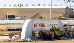 Honda skrinlegger sin 11 milliarder dollar elbil-fabrikk i Canada – et av årets mest dramatiske industrielle tilbaketog