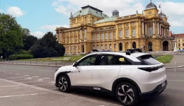Zagreb åpner for førerløse robotaxi-turer med passasjerer