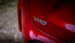 Elektrisk Toyota Yaris kan komme i 2027