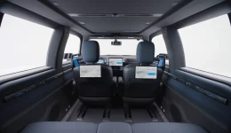 Waymo åpner nye Ojai-robotaksier for publikum i tre amerikanske byer
