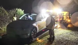 Hva skjer egentlig når elbilen viser 0 prosent batteri? Motor og NAF testet 24 biler til totalstopp