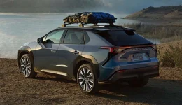 Subaru Solterra 2027 får lengre rekkevidde og raskere lading – og holder prisen uendret