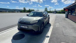 Toyota Urban Cruiser sommertestet: Retter opp vinterskuffelsen – men med et viktig forbehold