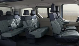 Kia PV5 Passenger kan nå bestilles med seks eller sju seter