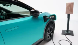 Nissan og Valeo samarbeider om toveis lading i Europa