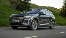 Fornyet Audi Q4 e-tron: Nytt dashbord, Android-basert system og økt tilhengerkapasitet