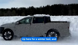 Fords rimelige elbil-pickup fanget på test igjen – nye bilder gir et glimt av interiøret