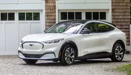 Ford tilbakekaller nær 43 000 Mustang Mach-E – fare for tap av fremdrift