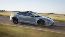 Porsche Taycan får virtuell girkasse – men trenger den egentlig det?