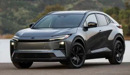 Toyota C-HR EV er tilbake: AWD, 338 hk og opptil 460 km rekkevidde