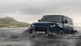 JLR utsetter elektrisk Defender med to år