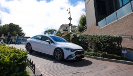 Mercedes EQS får 800-volt, større batteri og steer-by-wire