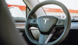 200.000 Teslaer er nå registrert i Norge