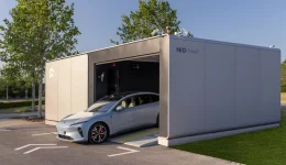 CATL åpner første batteribyttestasjon i Europa i Paris – men vanlige bilister får ikke byttet batteri der