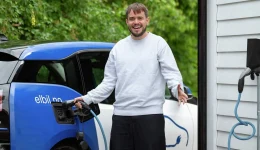 Plug & Charge utvides til AC-ladepunkter – piloten er allerede i gang
