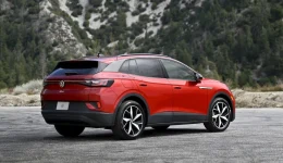 Volkswagen tilbakekaller over 22 500 ID.4 og ber eiere begrense lading til 80 prosent