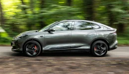 MG IM6 lanseres i Europa: 800 volt, 553 kW og pris fra 56.990 euro