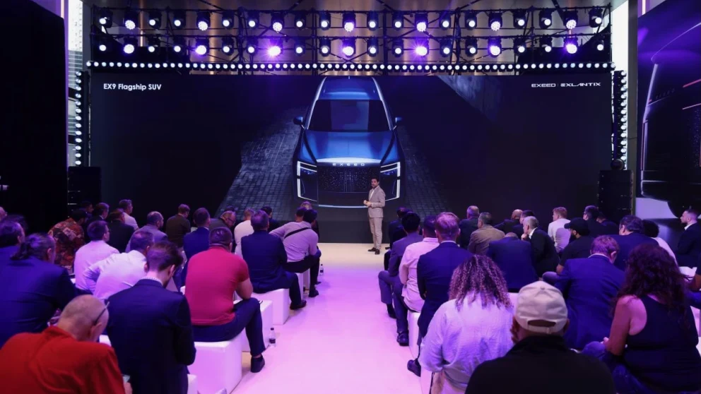 Exlantix EX9 prototype SUV